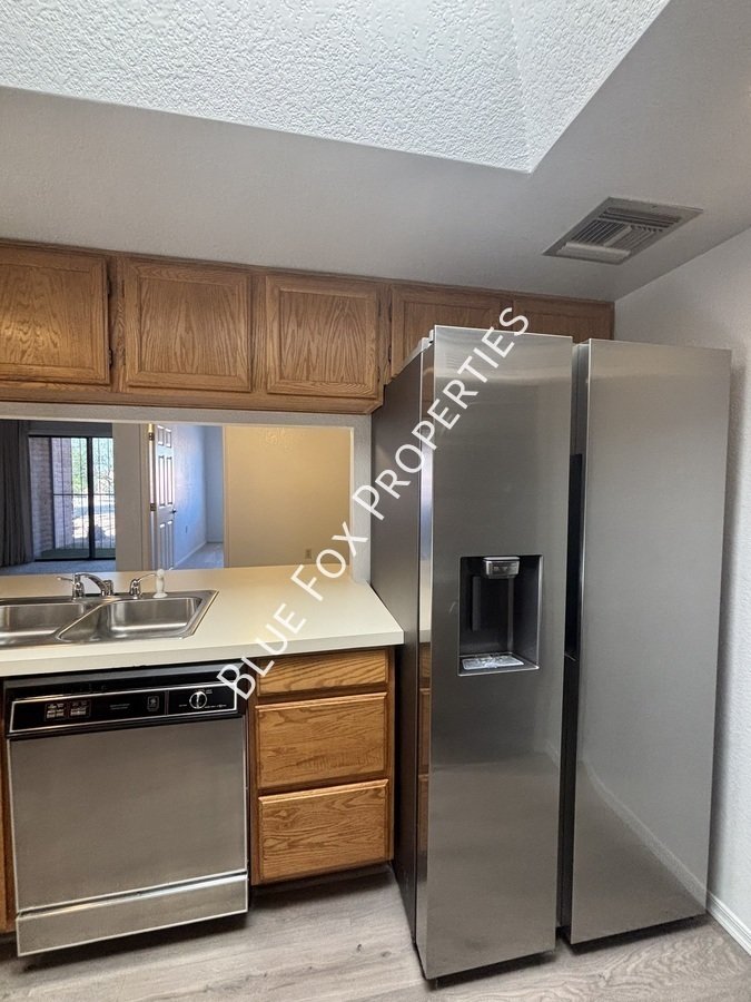 1721 W Dalehaven Cir property image
