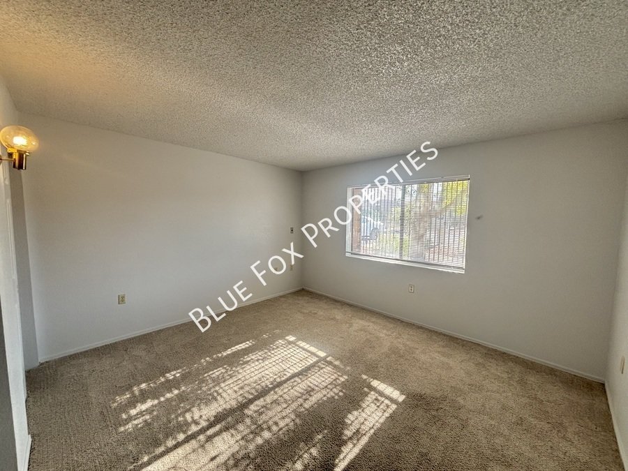 1721 W Dalehaven Cir property image