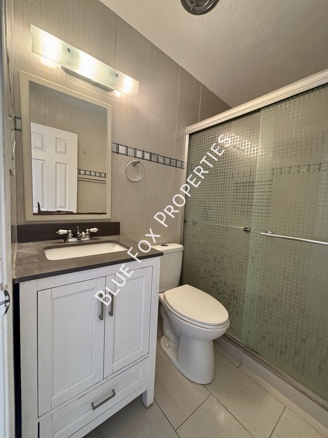 7329 E 28th Pl property image