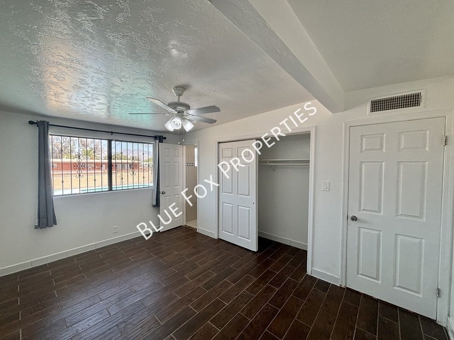 7329 E 28th Pl property image