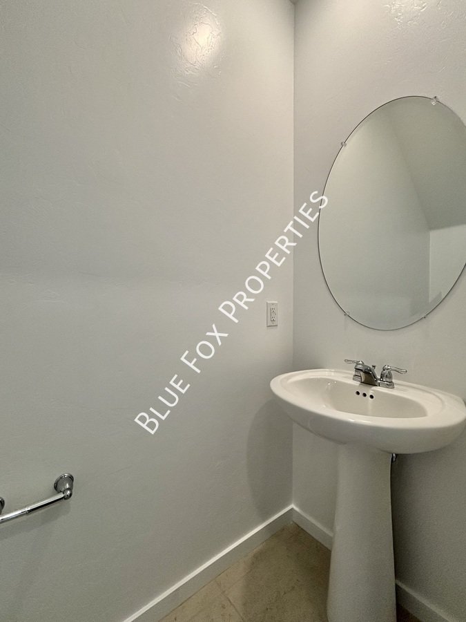 10253 West Sumullen St property image