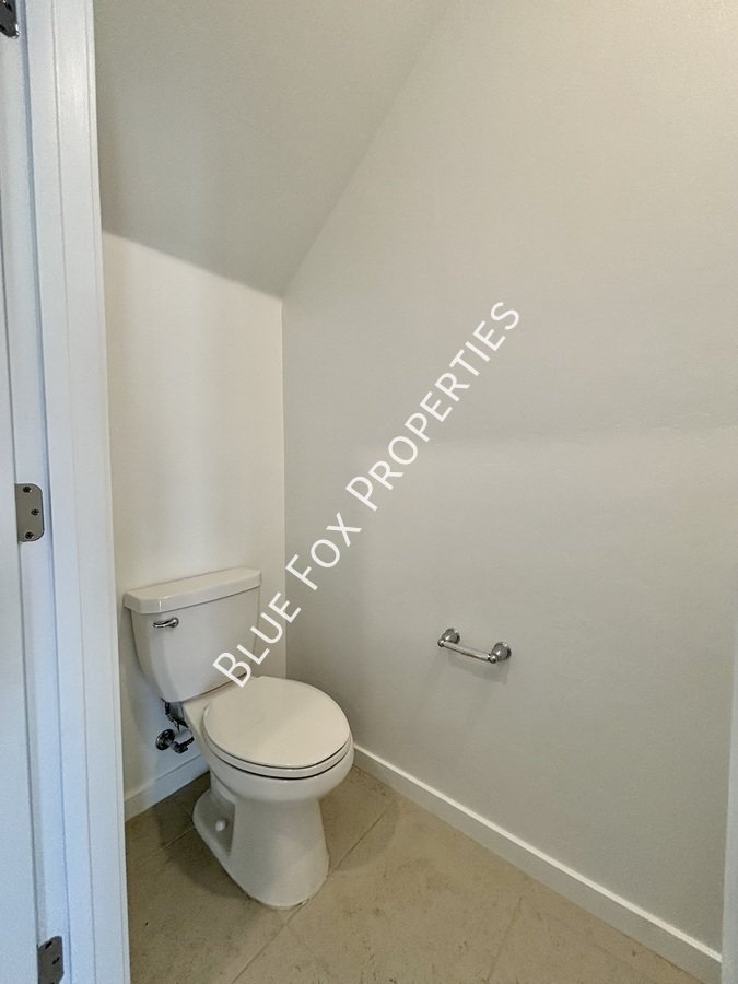 10253 West Sumullen St property image