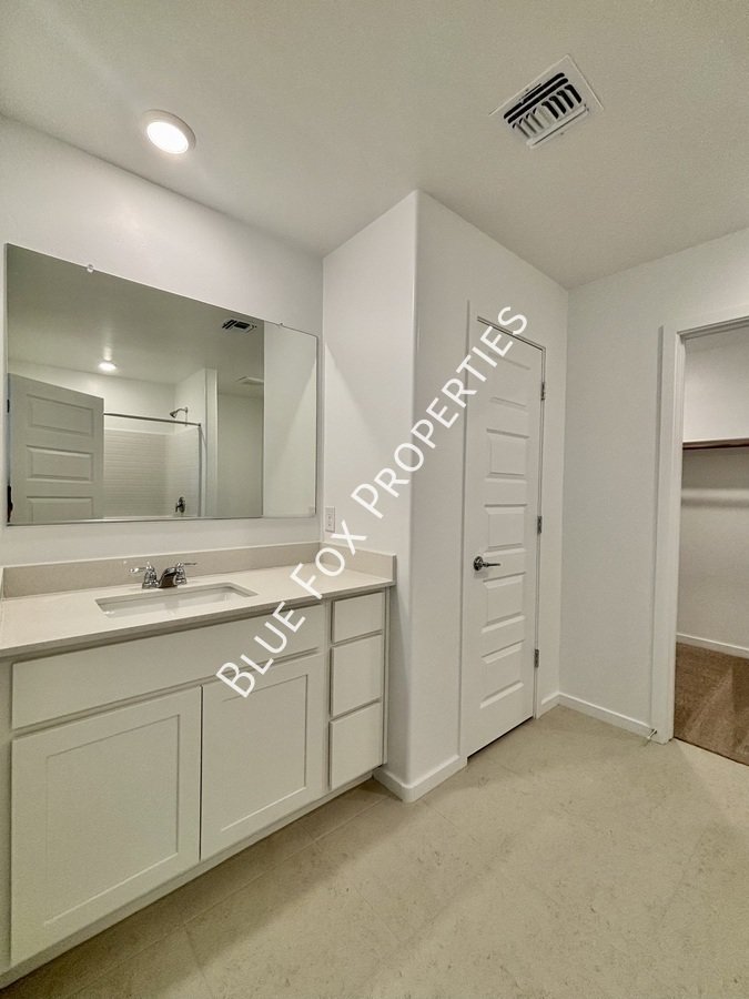 10253 West Sumullen St property image