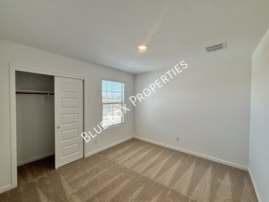 10253 West Sumullen St property image