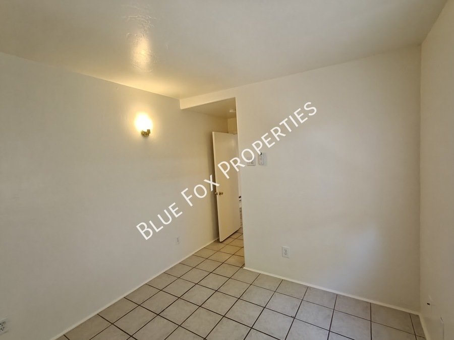 Comfortable and close to shopping and more! property image