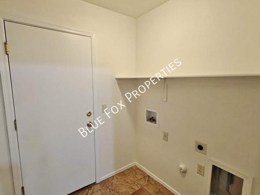 10923 S Lake Gambusi Drive property image