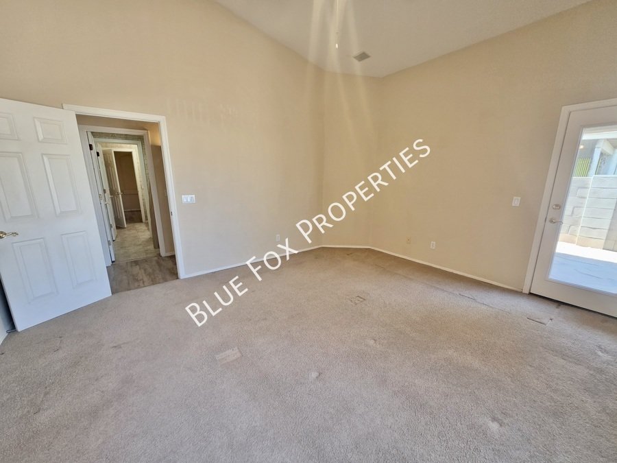 6078 N Panorama Park Dr property image