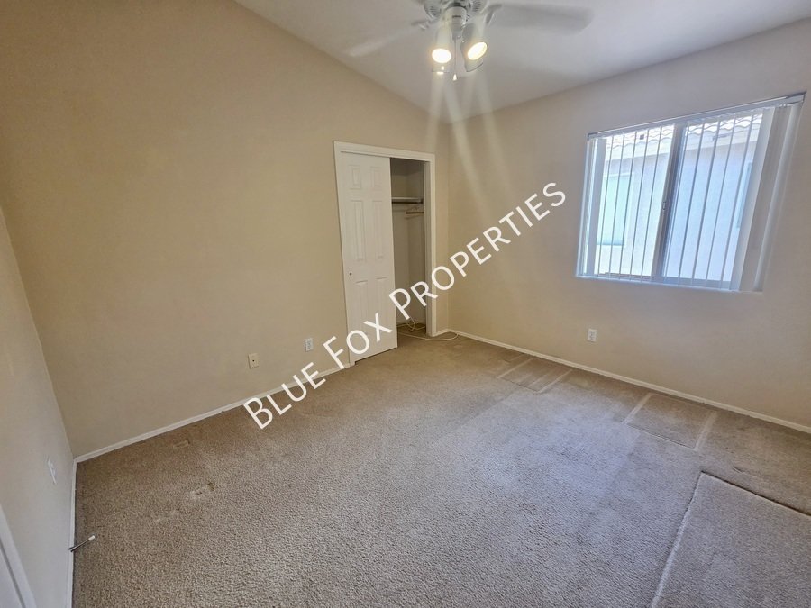 6078 N Panorama Park Dr property image