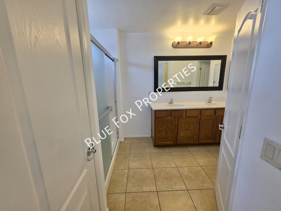 3534 W Goshen Dr property image