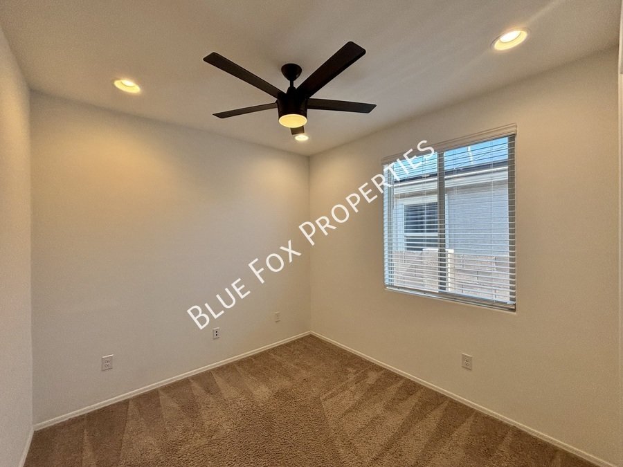 12013 E Ryscott Cir property image