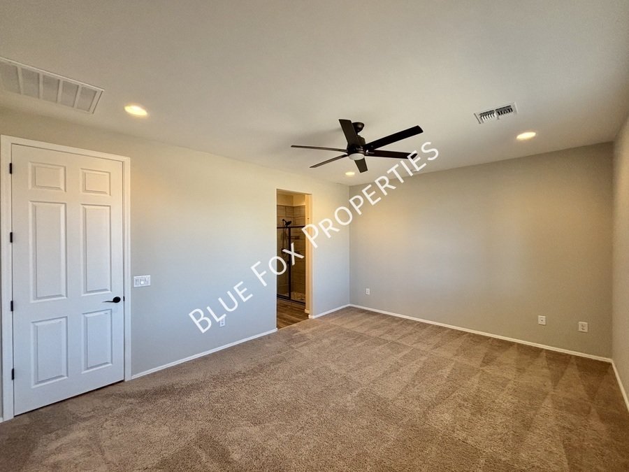 12013 E Ryscott Cir property image