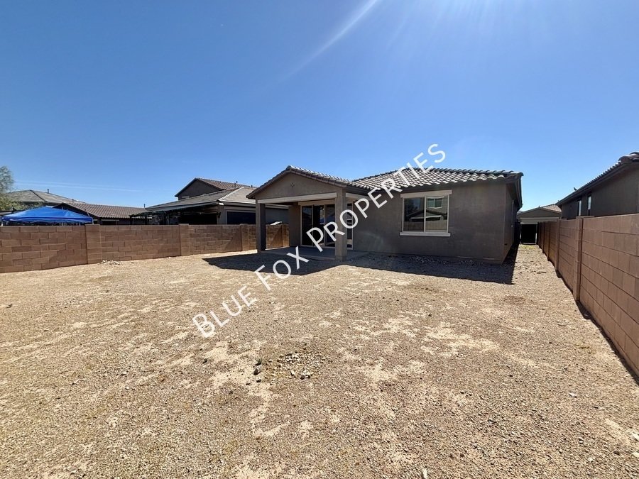 12013 E Ryscott Cir property image