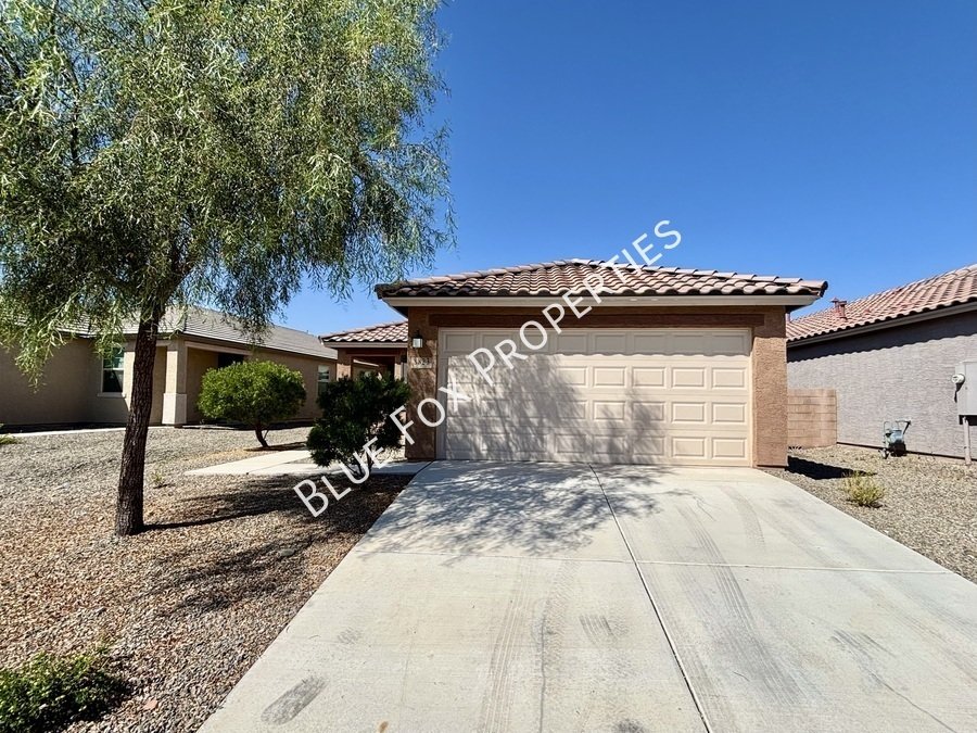 8823 E Stone Meadow Circle property image