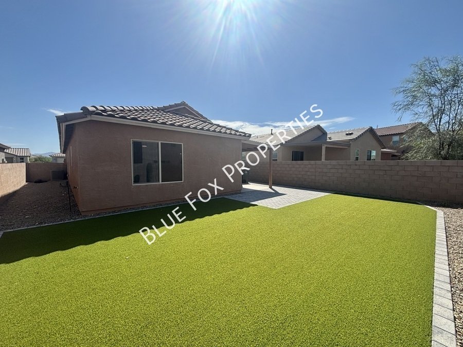 8823 E Stone Meadow Circle property image