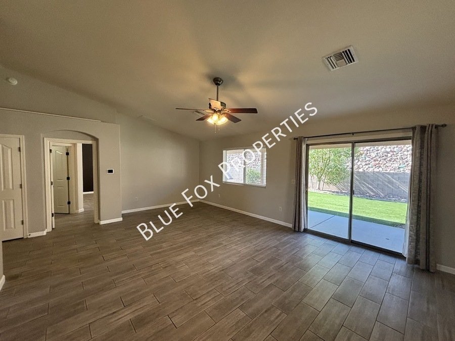 10150 E Corte Madera Fina property image
