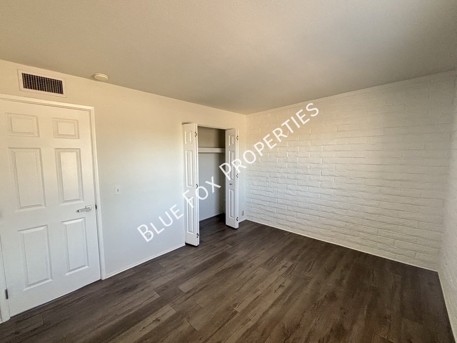 2780 West Vía Del Santo property image