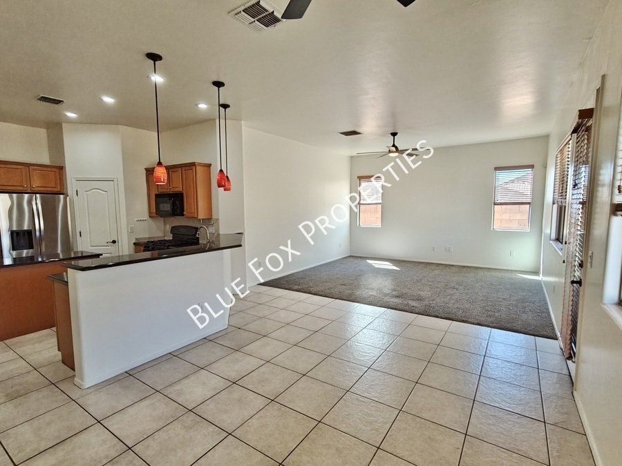 7063 W Autumn Dew Ct property image
