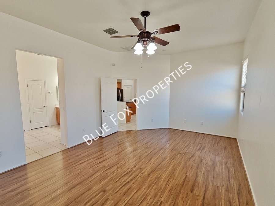 7063 W Autumn Dew Ct property image