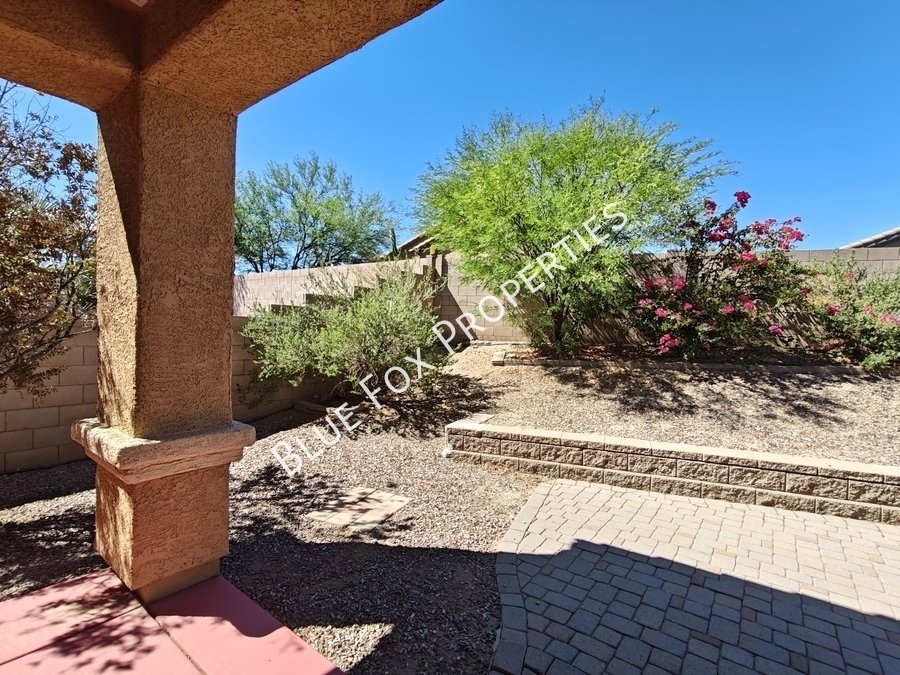 7063 W Autumn Dew Ct property image