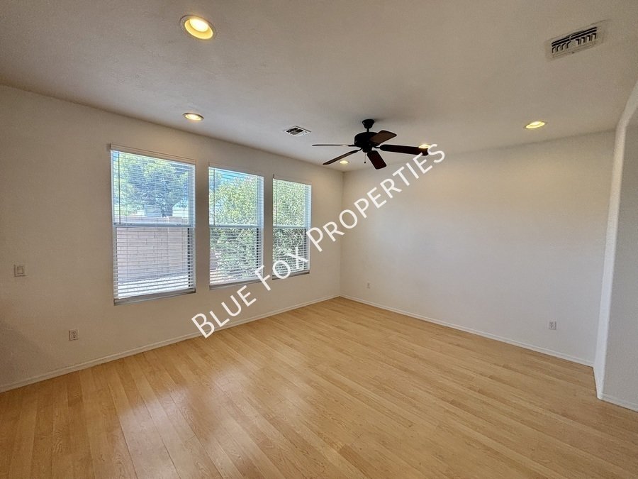 7996 E Senate Street property image