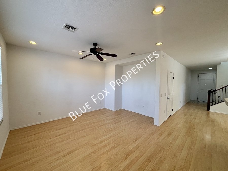 7996 E Senate Street property image