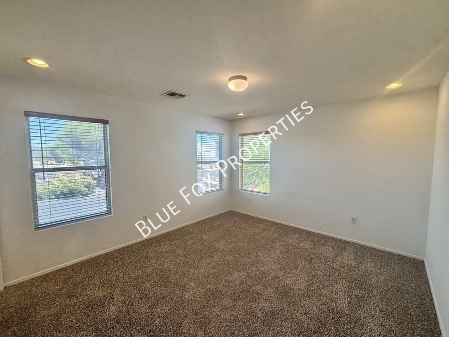 7996 E Senate Street property image