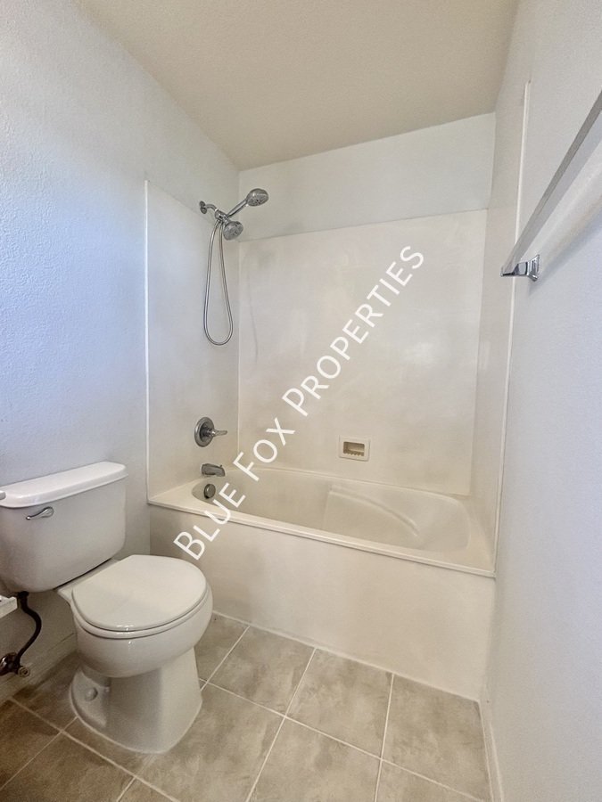 7996 E Senate Street property image