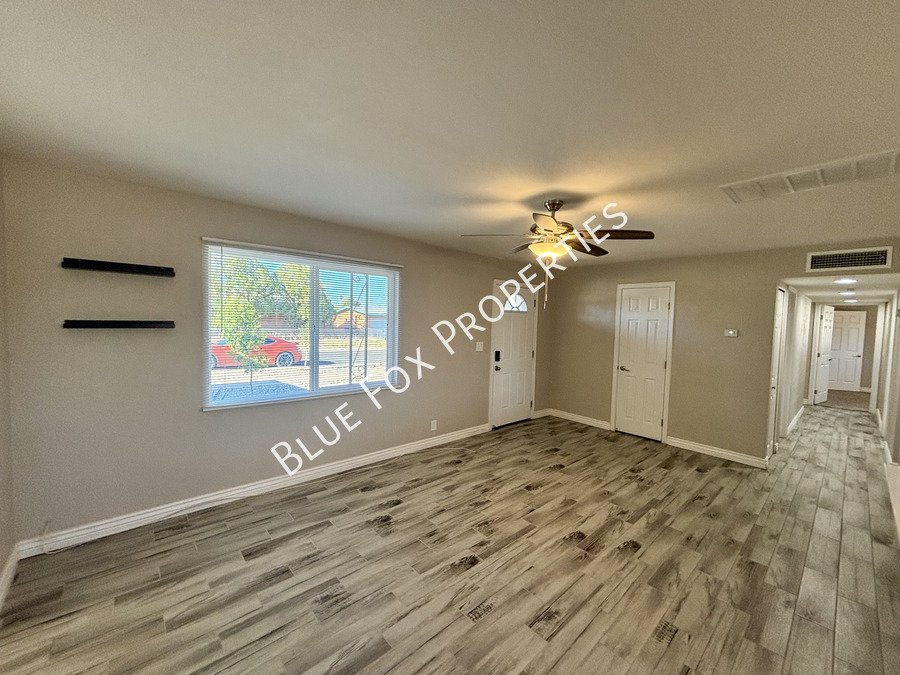 5711 East 13th Street property image