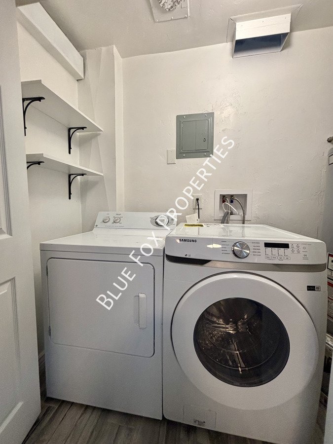5711 East 13th Street property image