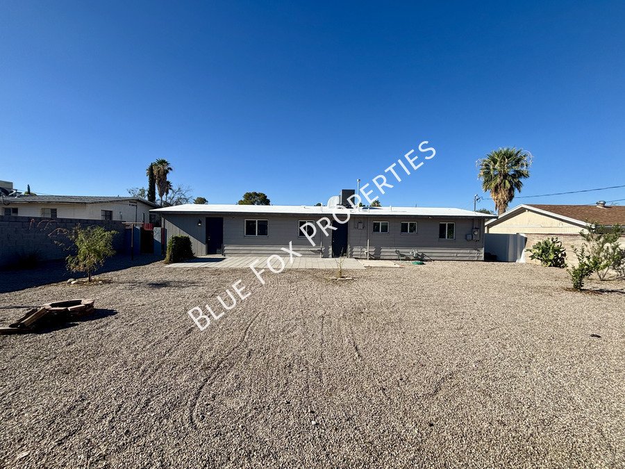 5711 East 13th Street property image