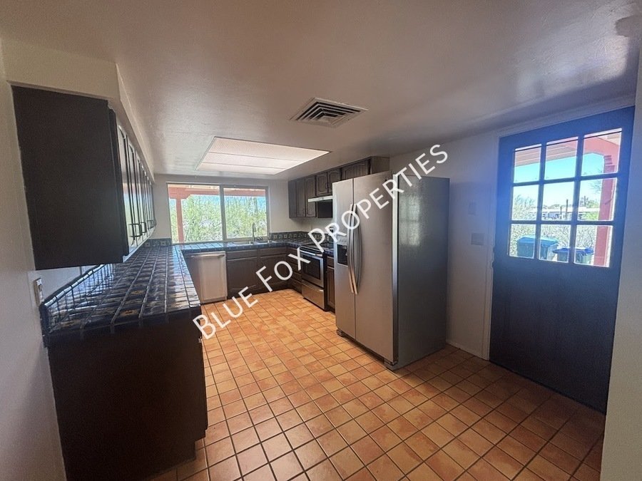 2 Bedroom, 2 Bathroom in the Santa Catalina Estates property image