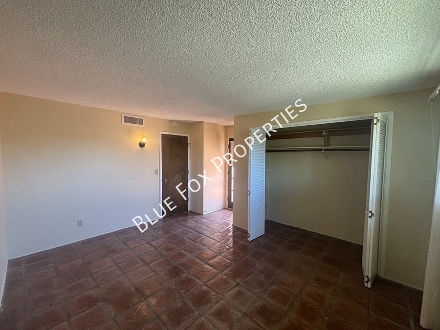 2 Bedroom, 2 Bathroom in the Santa Catalina Estates property image