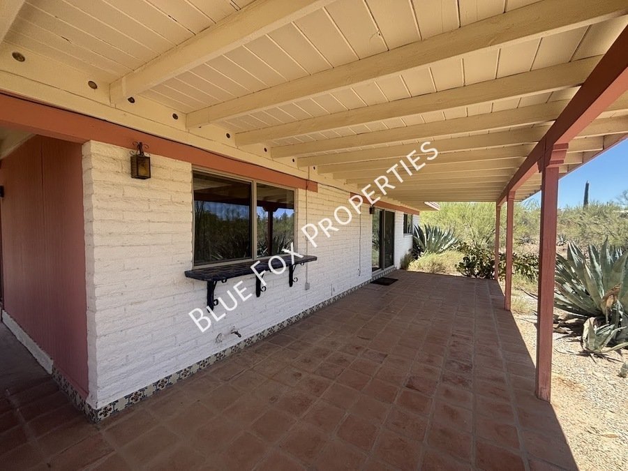 2 Bedroom, 2 Bathroom in the Santa Catalina Estates property image