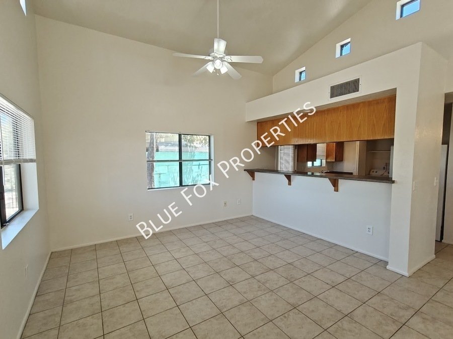 3318 E Bellevue St, Unit B property image
