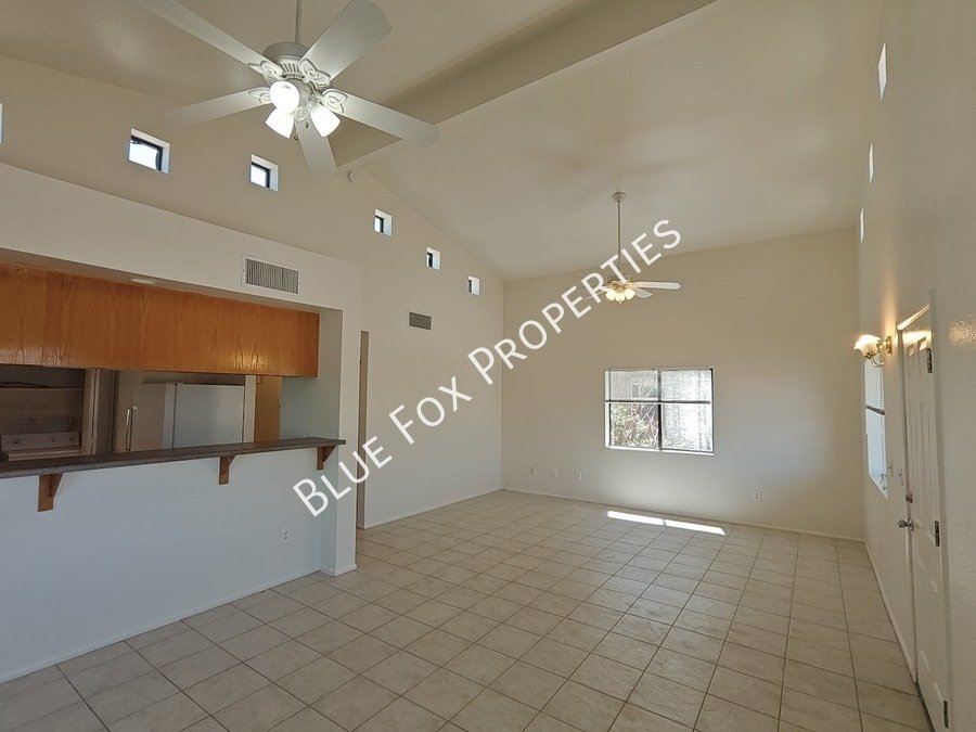 3318 E Bellevue St, Unit B property image