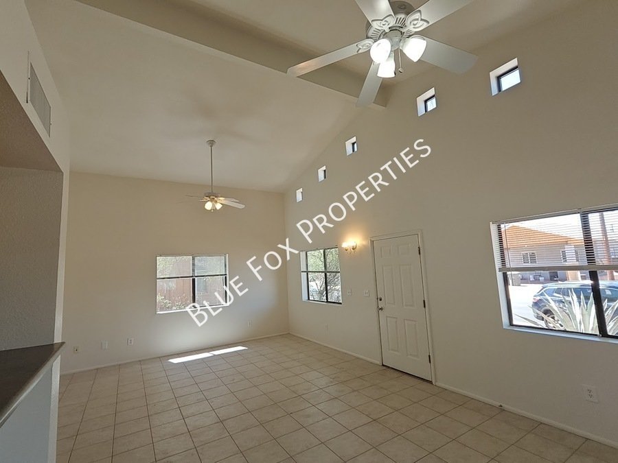 3318 E Bellevue St, Unit B property image
