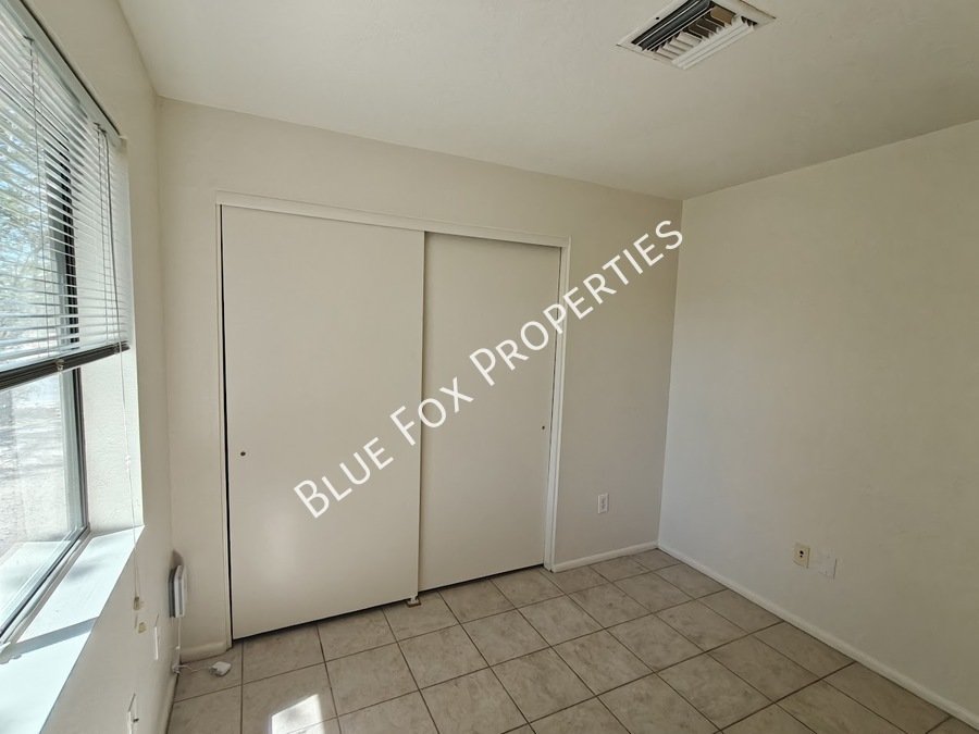3318 E Bellevue St, Unit B property image