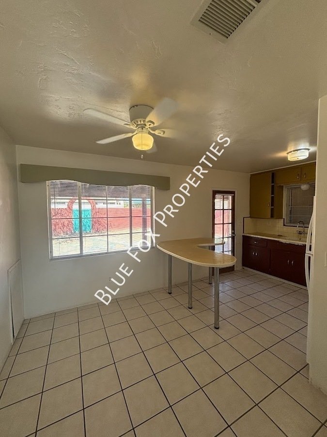 949 N Montezuma Avenue Unit 1 property image
