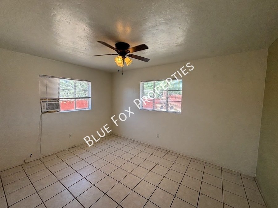 949 N Montezuma Avenue Unit 1 property image