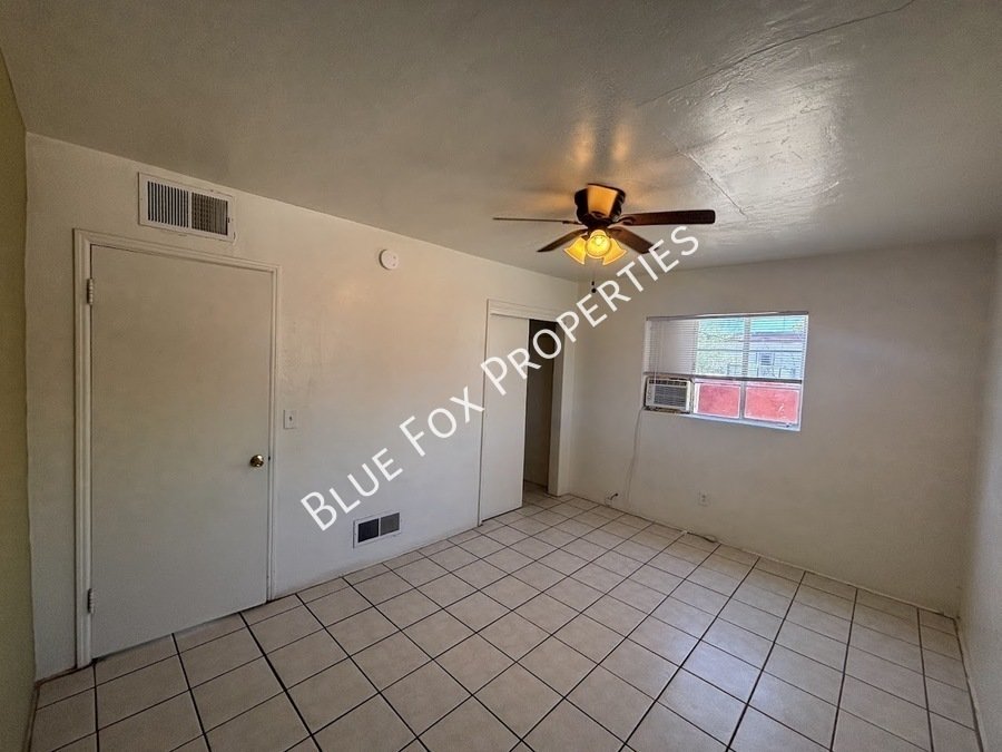 949 N Montezuma Avenue Unit 1 property image