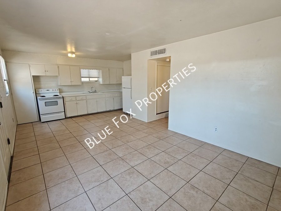 1224 N Camila Boulevard property image