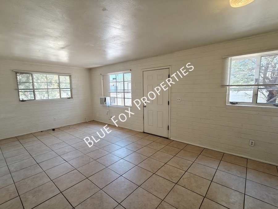 1224 N Camila Boulevard property image