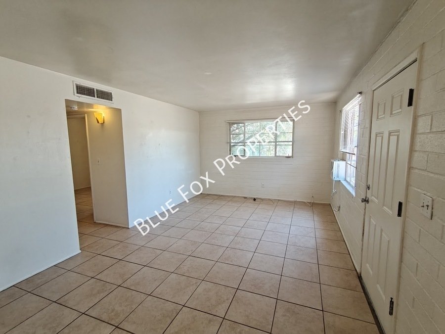 1224 N Camila Boulevard property image