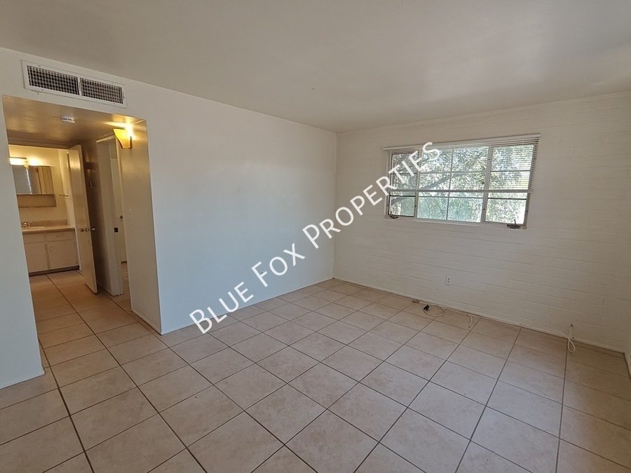 1224 N Camila Boulevard property image