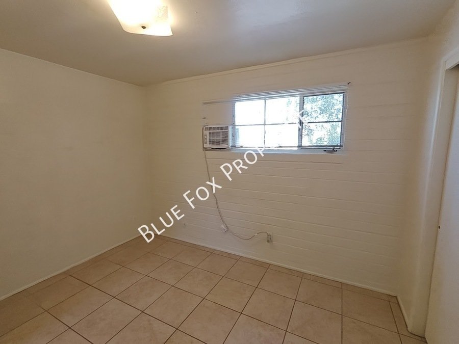 1224 N Camila Boulevard property image