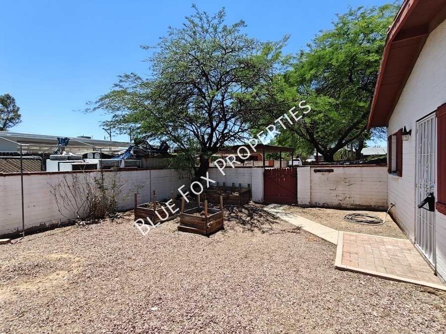 1224 N Camila Boulevard property image