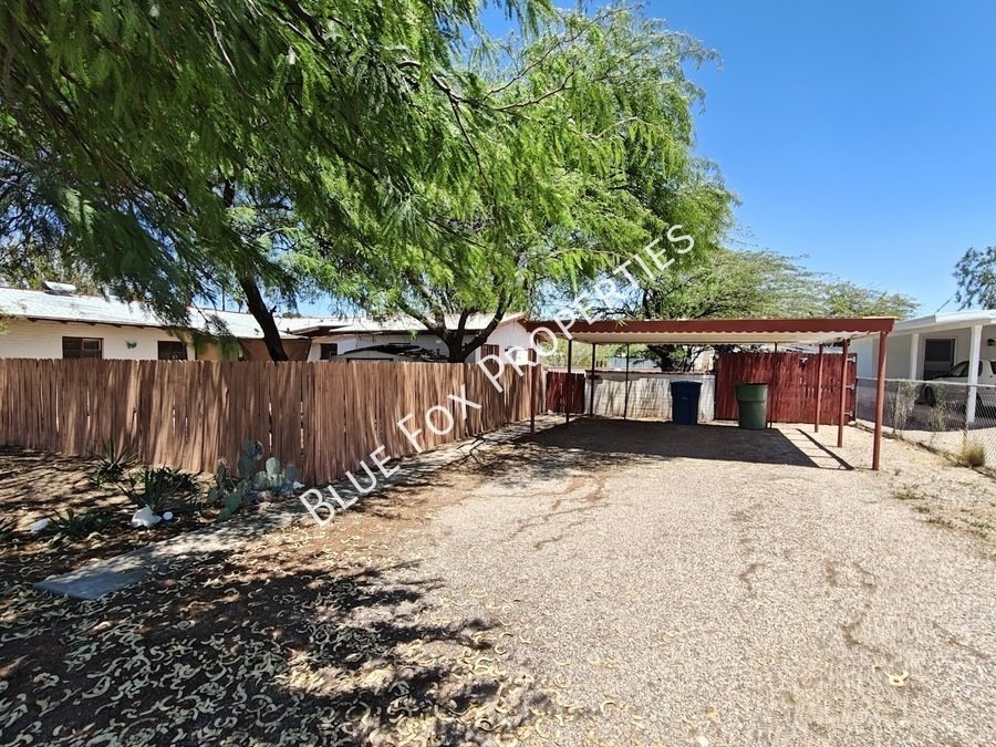 1224 N Camila Boulevard property image