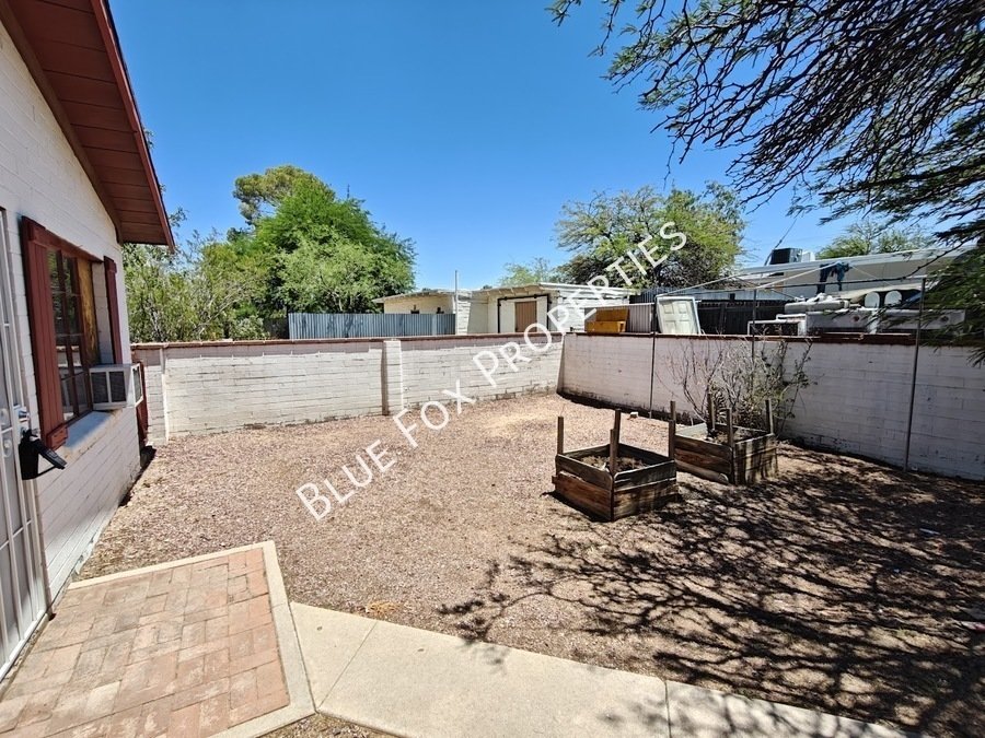 1224 N Camila Boulevard property image
