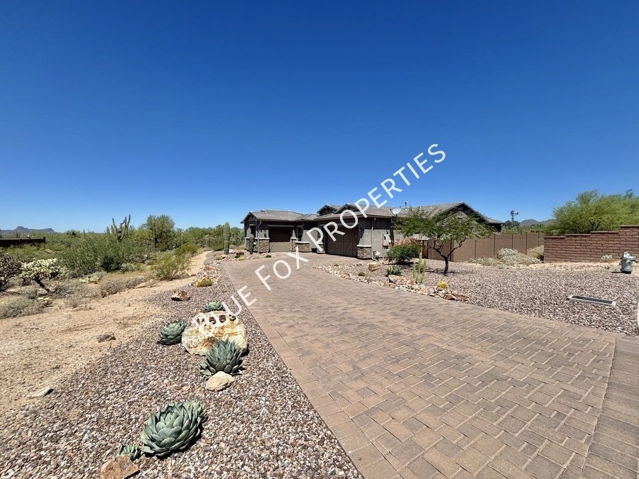 11583 N Big Star Trail property image