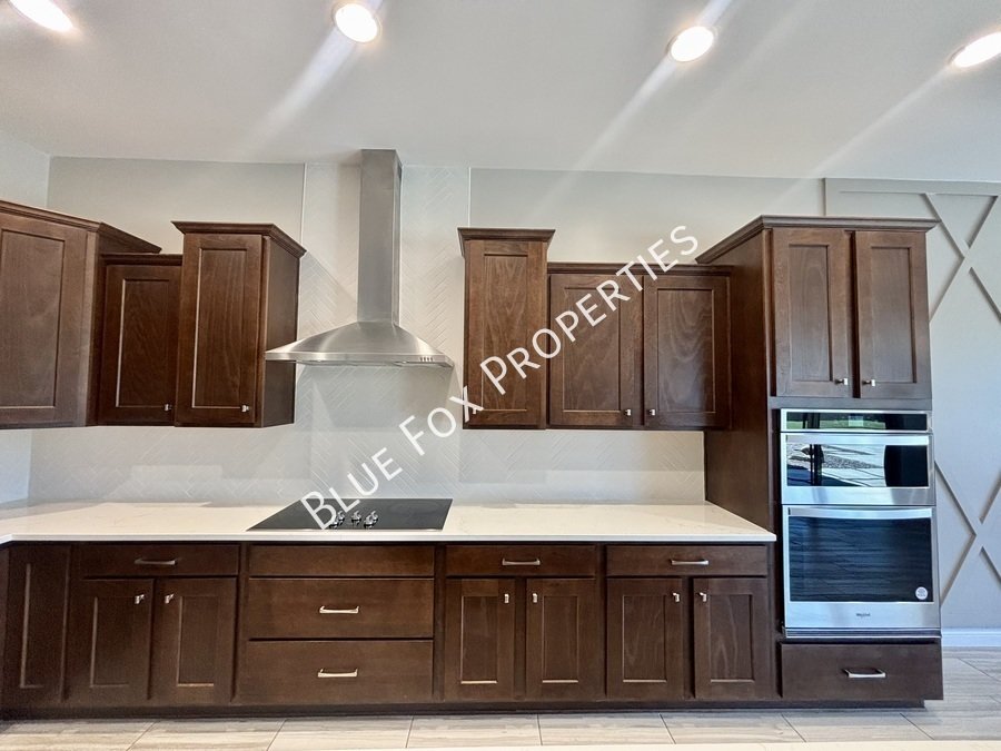 11583 N Big Star Trail property image